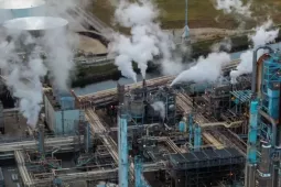 Đằng sau cú sốc dầu mỏ đe dọa cả thế giới