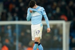 Giải mã phong độ sa sút khó hiểu của Phil Foden tại Man City