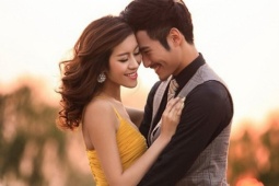 Muốn biết đàn ông thật lòng hay không: Hãy nhìn cách anh ta chạm vào bạn!