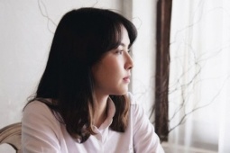 Đi viếng đám tang nhà thông gia tương lai, mẹ khuyên con gái hủy hôn