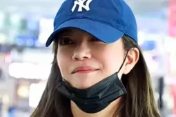 Triệu Vy lại lao đao