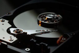 Đột phá giúp máy tính nhanh gấp 1.000 lần nhờ "nam châm vô hình"