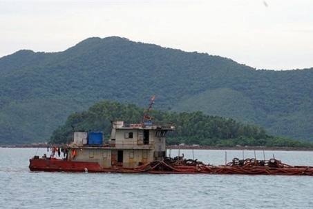 Vụ 'ông trùm cát' ở Vân Đồn bị bắt: Những khoảng trống giám sát khó hiểu