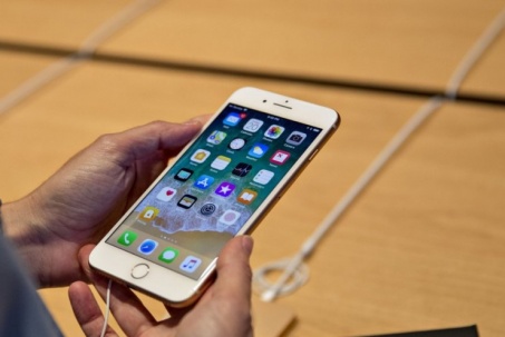 Người dùng iPhone đời cũ nên làm điều này ngay lập tức