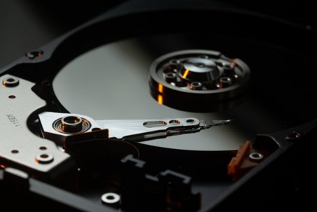 Đột phá giúp máy tính nhanh gấp 1.000 lần nhờ "nam châm vô hình"