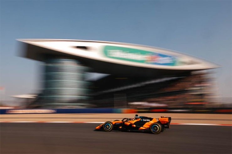 Norris xếp thứ 3 ngay sau bộ đôi Mercedes