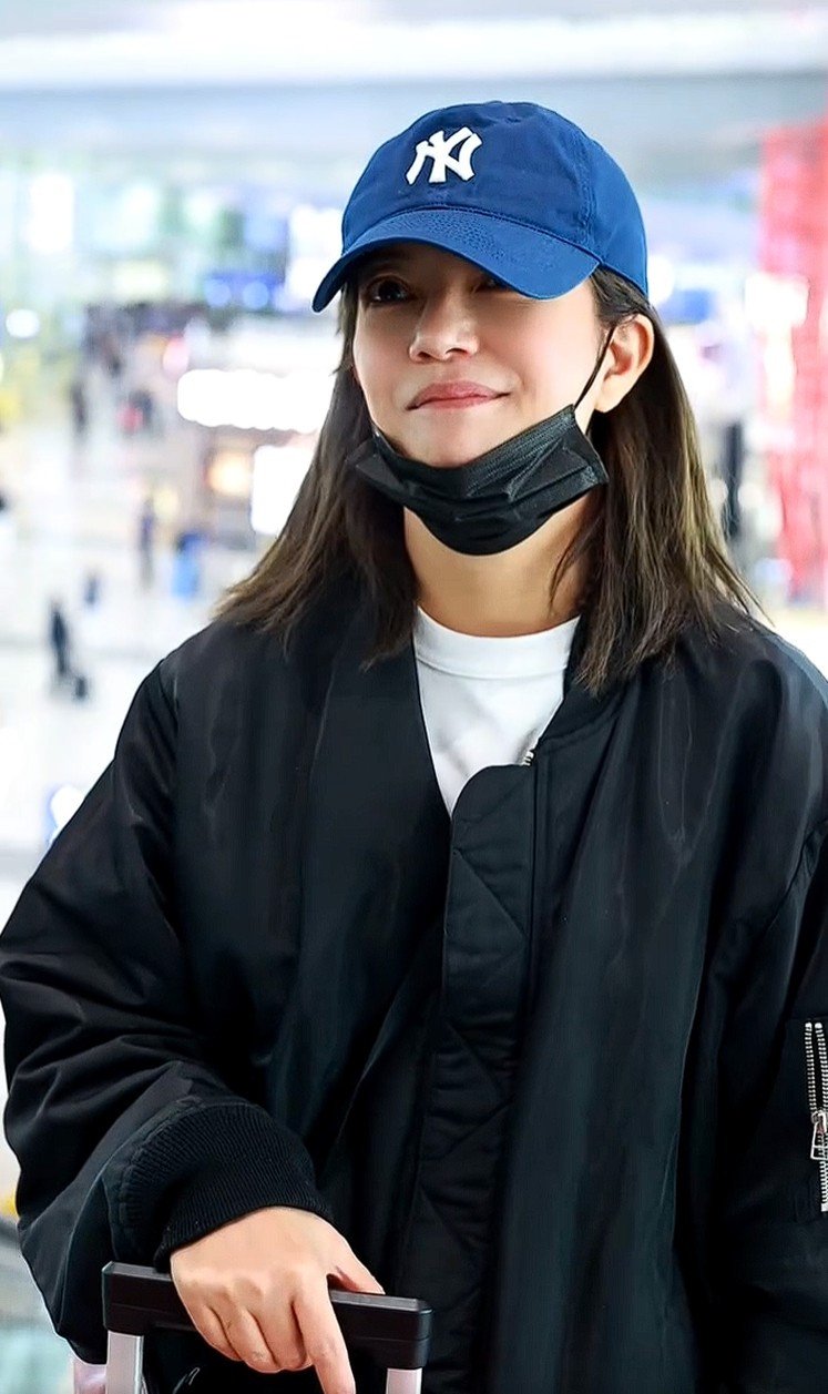 Triệu Vy lại lao đao - 1