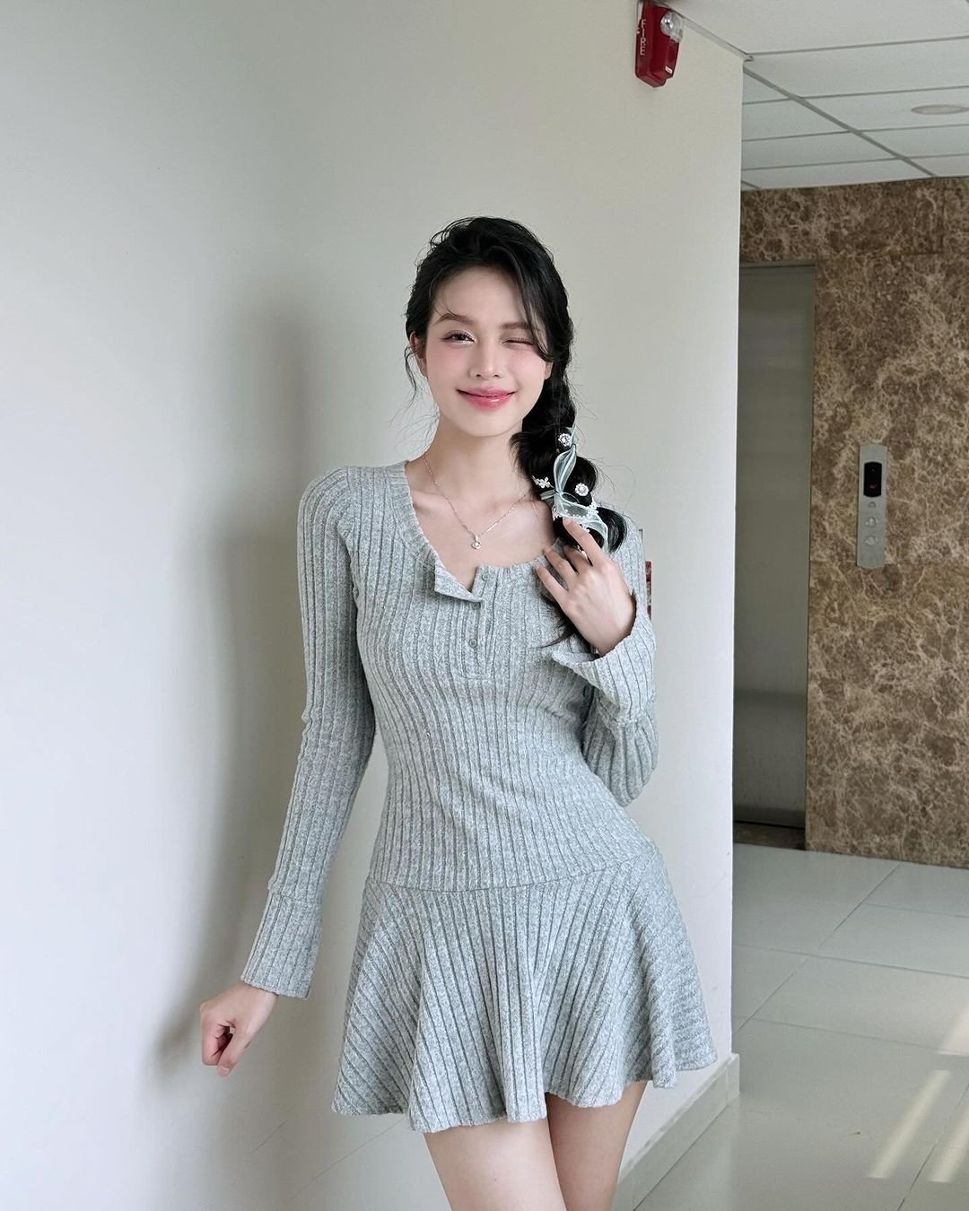 Bóc giá trang phục của Hoa hậu Thanh Thủy: Nhiều đồ bình dân mà mặc lên vẫn sang - 6