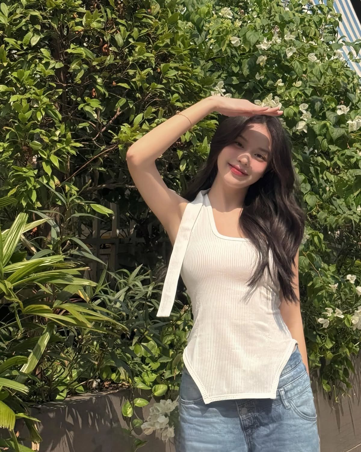 Bóc giá trang phục của Hoa hậu Thanh Thủy: Nhiều đồ bình dân mà mặc lên vẫn sang - 9