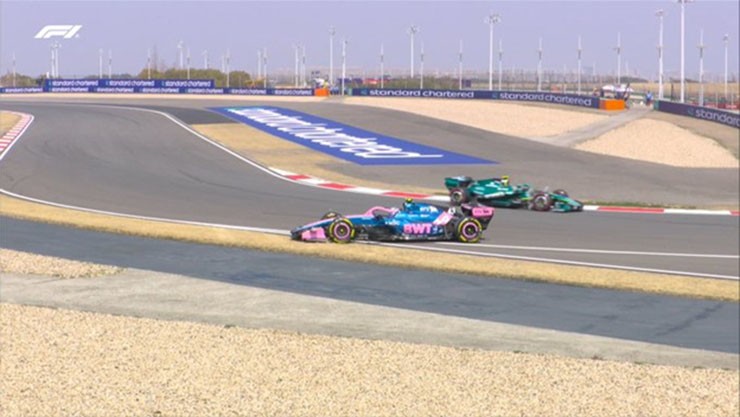 Colapinto trượt ở cua 9