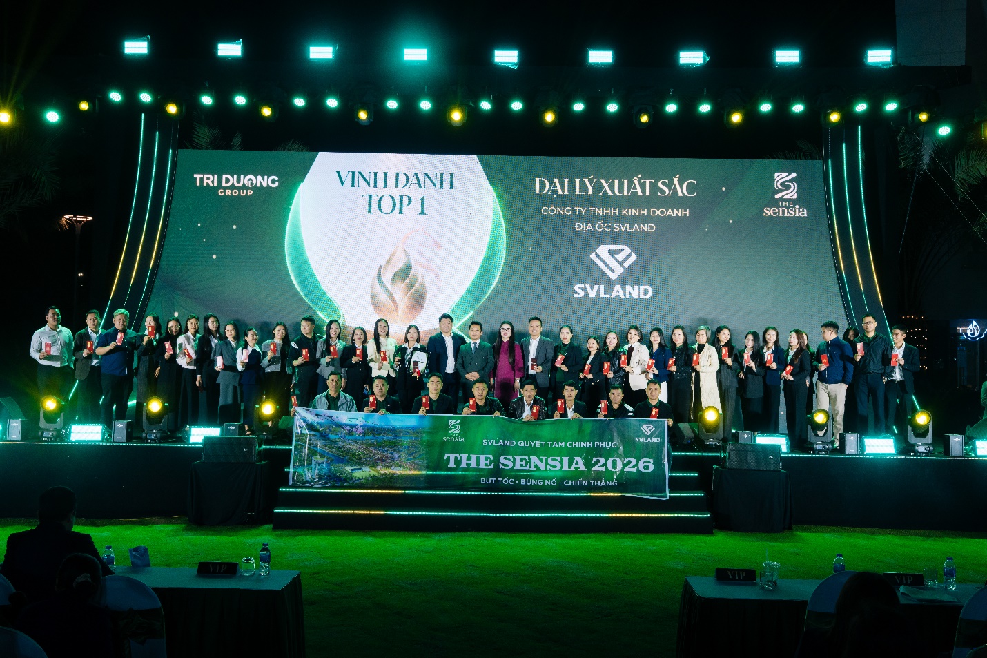 Vinh danh đại lý xuất sắc top 1