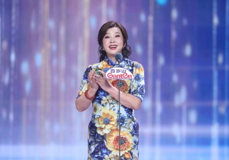 Lưu Hiểu Khánh xuất hiện tại Thương Hải vào ngày 10/3.