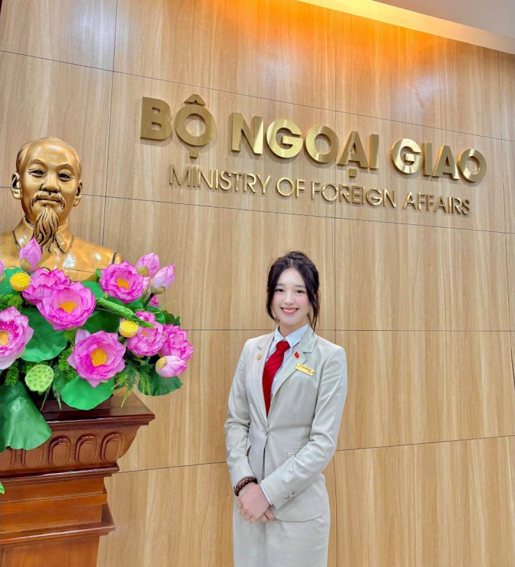 Chu Phương Anh vừa trúng tuyển chương trình&nbsp;Thạc sĩ ngành Thiết kế giáo dục, đổi mới và công nghệ tại Đại học Harvard, Hoa Kỳ. Ảnh: NTCC