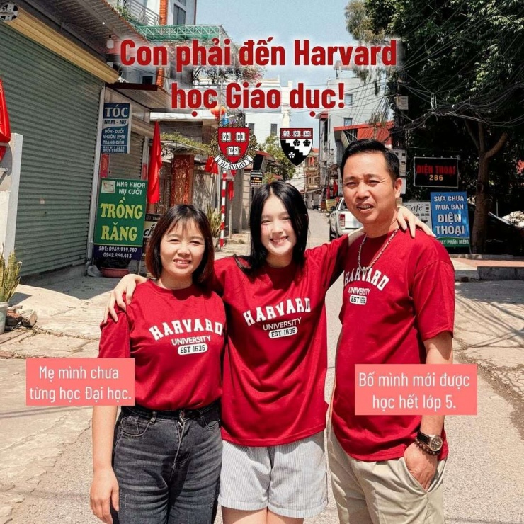 Phương Anh vui mừng chia sẻ: Bố học hết lớp 5, mẹ chưa từng học đại học, con phải đến Harvard học Giáo dục. Ảnh: NTCC