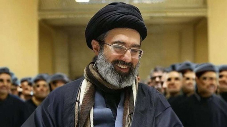Mỹ treo thưởng 10 triệu USD để truy lùng tân lãnh tụ tối cao Mojtaba Khamenei, ban lãnh đạo Iran - 1