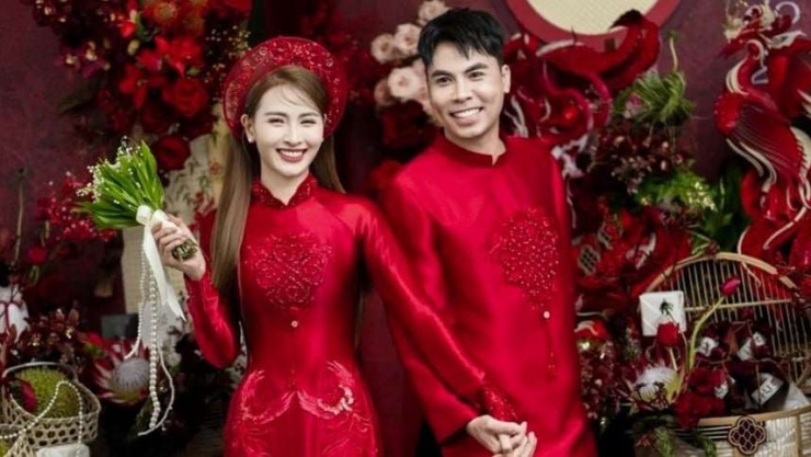 Chuyện tình đặc biệt của MC Huyền Trang (Mù Tạt) và tiền vệ Đức Huy: Từ kỳ tích Thường Châu tới hôn lễ đình đám - 2