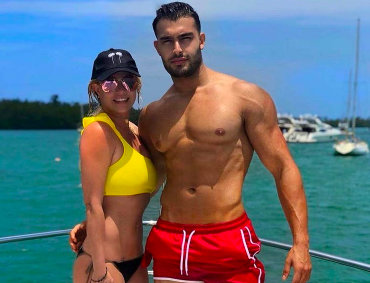 Chồng cũ lên tiếng bảo vệ Britney Spears sau bê bối bị cảnh sát bắt - 1