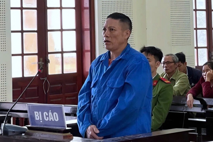 Bị cáo Nguyễn Xuân Sáu tại tòa.