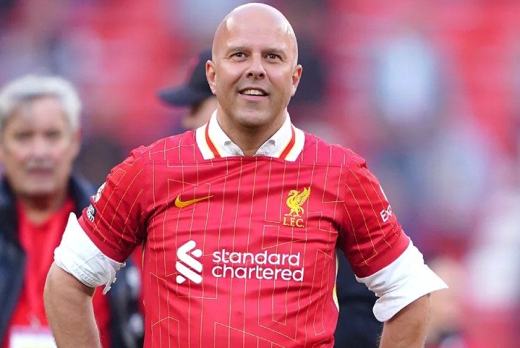 Tin mới nhất bóng đá tối 14/3: Arne Slot ca ngợi Liverpool