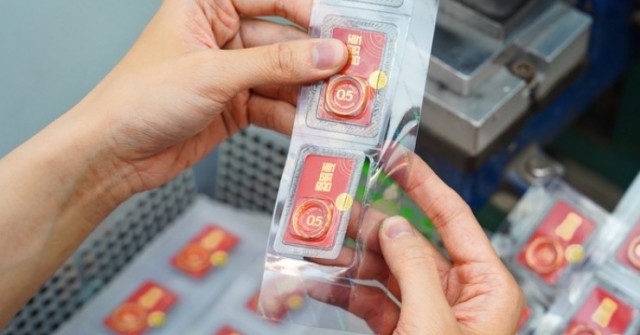 Sáng 14-3, giá vàng trong nước rớt mốc 180 triệ...