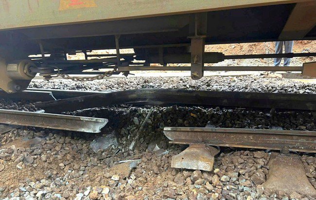 Hiện trường sự cố đường sắt qua đèo Hải Vân