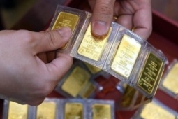Chốt giá vàng hôm nay ngày 14/3 chưa ngừng giảm cực mạnh
