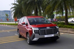 Xe MPV 7 chỗ Hyundai Stargazer lộ ảnh trên đường phố Việt