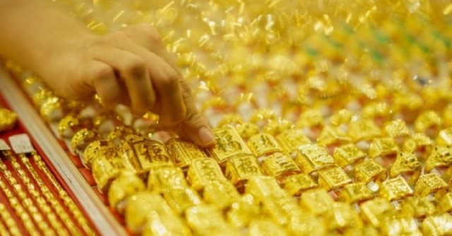 Giá vàng hôm nay 14/3: Thế giới đi ngang, trong nước giảm mạnh