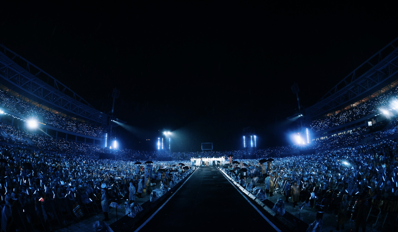 Bất ngờ lớn từ 30 anh trai - 2