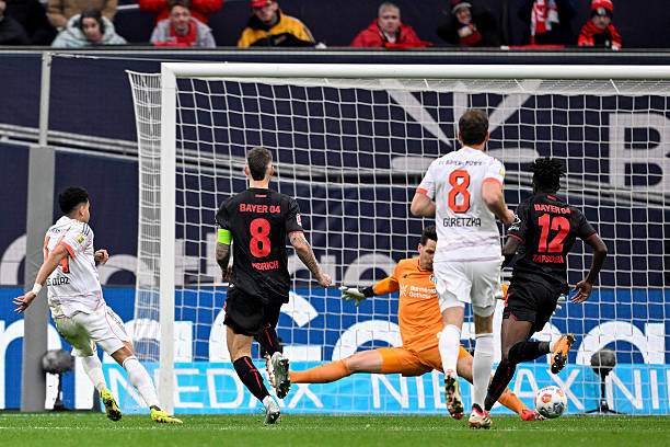 Diaz quân bình tỷ số cho Bayern