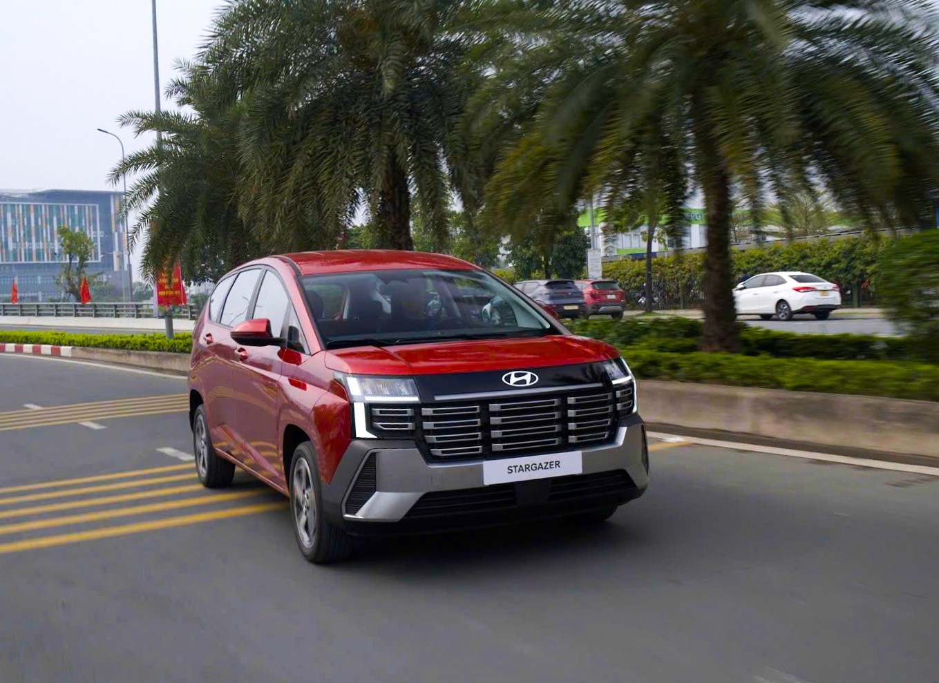 Mẫu xe MPV 7 chỗ Hyundai Stargazer thế hệ mới có mặt tại Việt Nam.