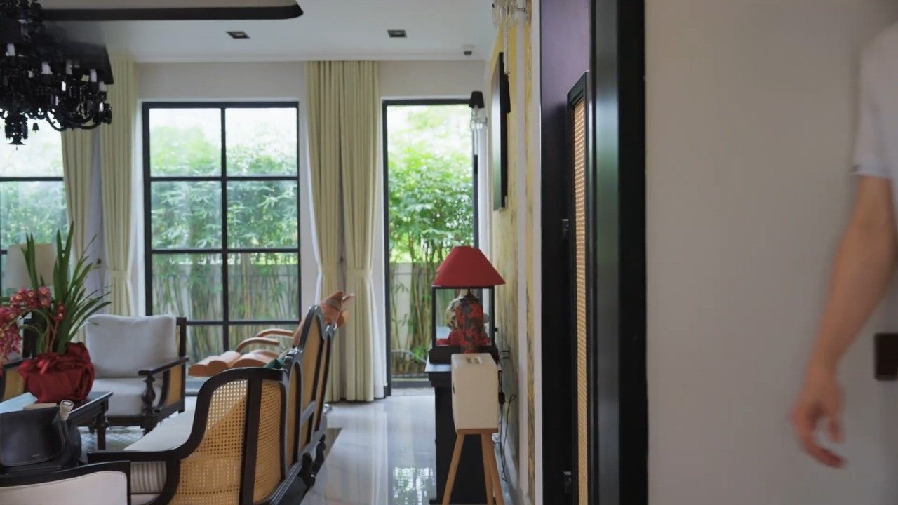 Phòng khách nhà Quốc Trường