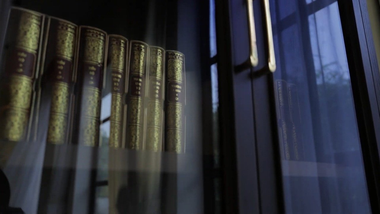 Biệt thự 40 tỷ chứa nhiều kỷ vật quý của diễn viên Quốc Trường - 22