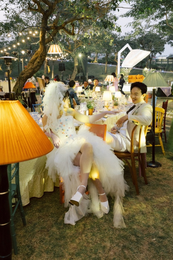 Hoàng Dũng hé lộ hình ảnh trong đám cưới bí mật ở Hà Nội - 6