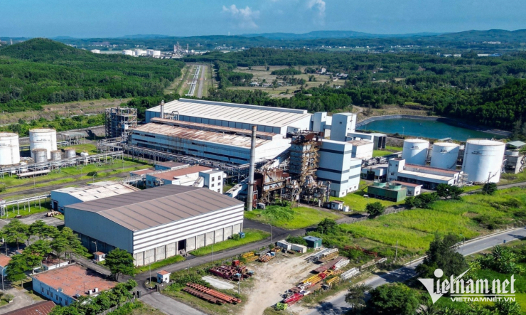 Nhà máy nhiên liệu sinh học dầu khí Miền Trung đẩy mạnh hoạt động để sản xuất ethanol cung cấp cho lọc dầu Dung Quất phối trộn xăng E10. Ảnh: Hà Nam