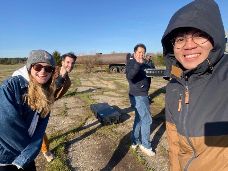 Anh Nhân Đức tham gia thực địa thu thập dữ liệu độ ẩm đất tại Mỹ vào năm 2022