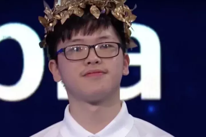 Nam sinh chuyên Khoa học Tự nhiên giành vòng nguyệt quế Olympia với điểm số cách biệt