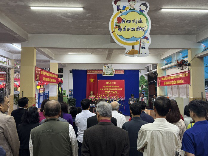 Tổ bầu cử số 21 ở Huế đã hoàn thành bầu cử - 7