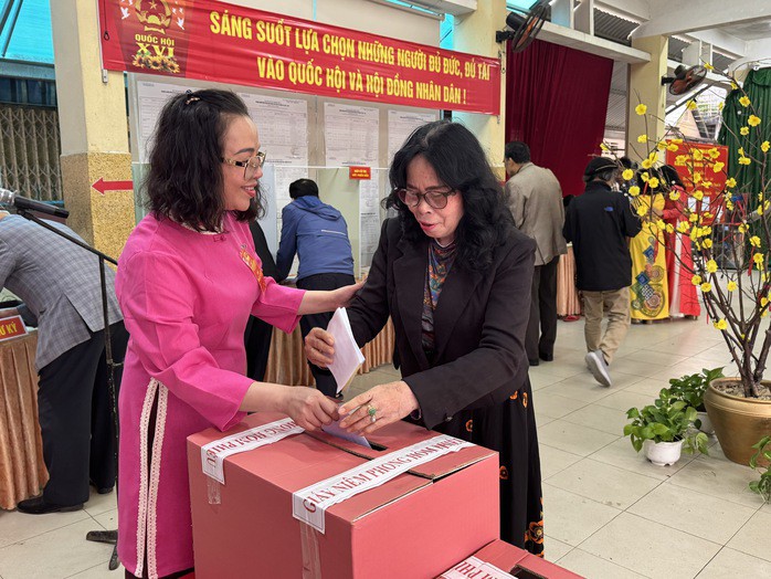 Tổ bầu cử số 21 ở Huế đã hoàn thành bầu cử - 10