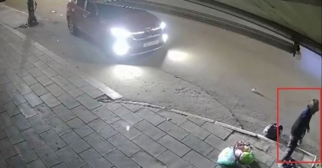 Truy tìm ô tô lao lên vỉa hè, tông gãy chân người phụ nữ rồi bỏ chạy