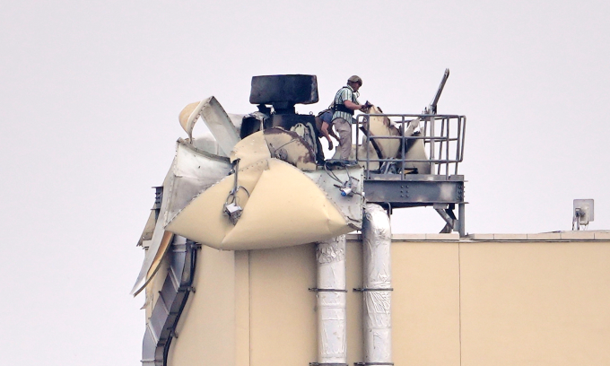 Radar Giraffe-1X cháy đen sau khi đại sứ quán Mỹ ở Iraq bị tập kích hôm 14/3. Ảnh: AP