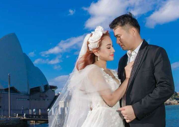 Năm 2023, cô kết hôn với chồng đại gia - doanh nhân Đặng Hùng Cường.