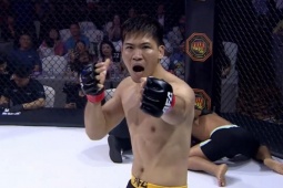 Cận cảnh Đỗ Thành Chương 'đè đầu cưỡi cổ', võ sĩ Trung Quốc đầu hàng sau 69 giây