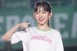 Thói quen ăn uống giúp U40 trẻ như nữ sinh trung học