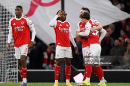 Nóng rực bảng xếp hạng Ngoại hạng Anh: Arsenal bỏ xa Man City, Chelsea lo văng khỏi top 5