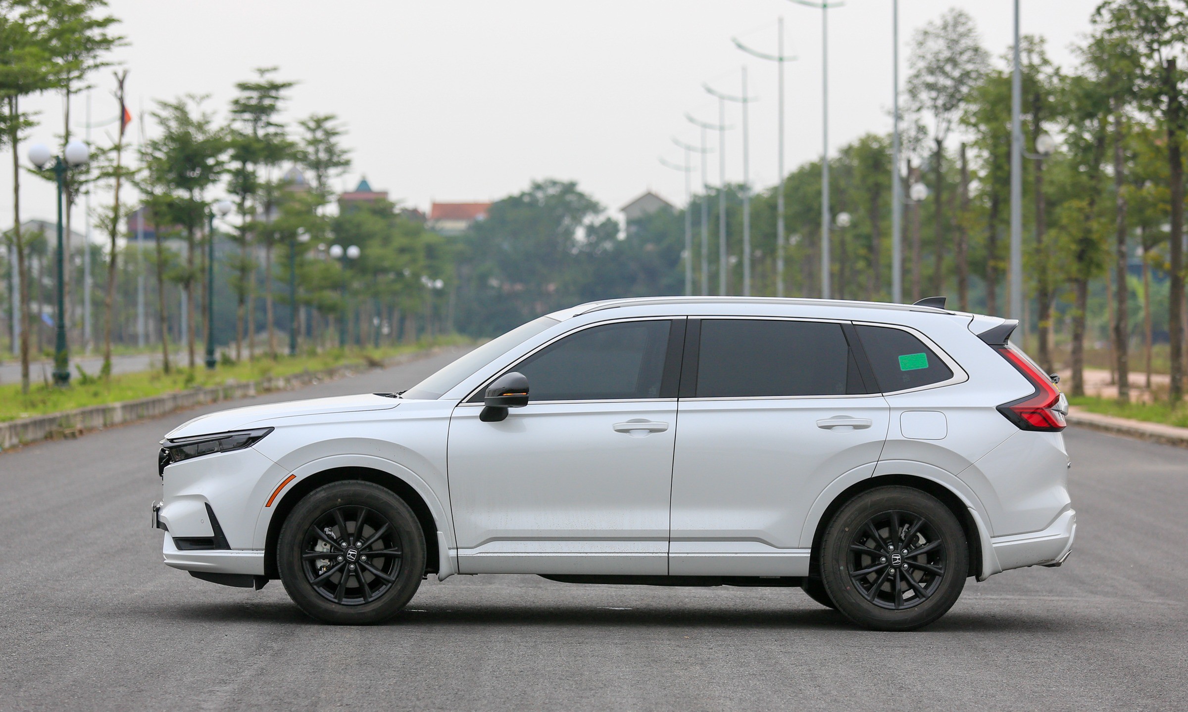 So sánh Toyota Innova và Honda CR-V: Lựa chọn xe gia đình hoàn hảo cho bạn - 10