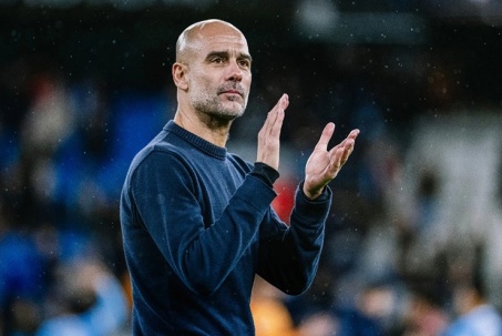 Man City phán quyết tương lai Guardiola trước nguy cơ mất cả C1 lẫn Ngoại hạng Anh