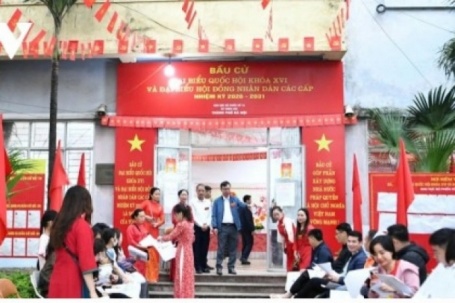 Cảnh báo nguy cơ lộ, lọt thông tin cá nhân khi đăng ảnh thẻ cử tri lên mạng xã hội