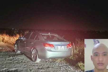 Nghi phạm sát hại 2 người ở Hưng Yên tử vong trong ô tô