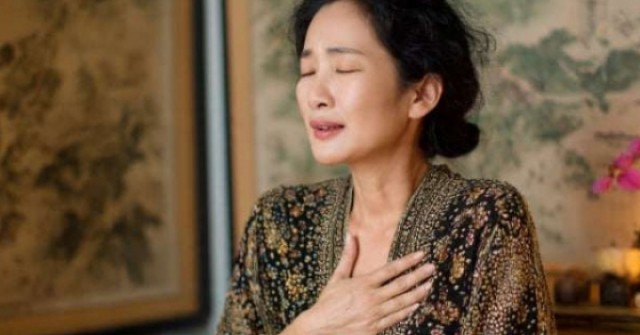 Tự ý ngưng thuốc, một phụ nữ vừa nhập viện đã mất ý thức, ngưng tuần hoàn